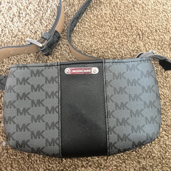 Never used - Picture 1 of 4